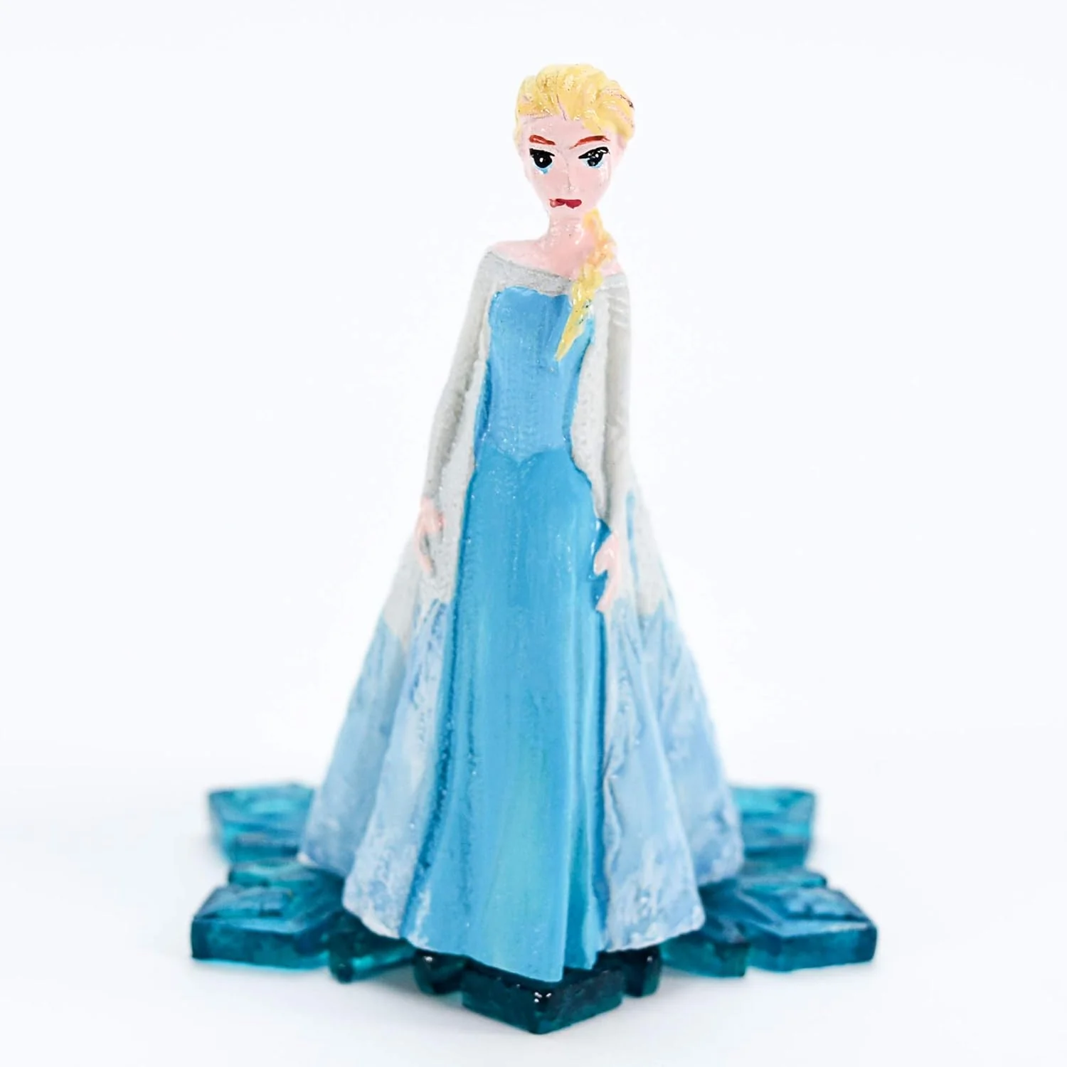 Disney Penn-Plax Disney’s Frozen Officially Licensed Aquarium Ornament – Elsa – Mini Size - Image 3
